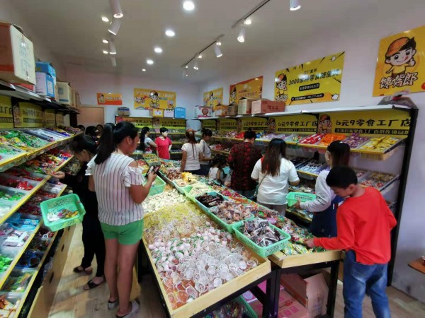 自己開一家30平米的零食店，如何選擇合適的貨架？